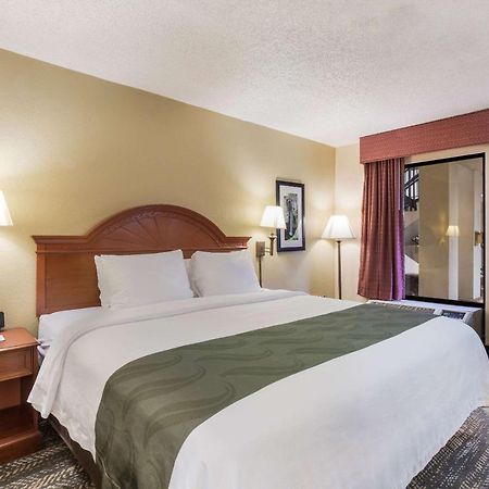 Quality Inn - Hamilton Place Chattanooga Buitenkant foto