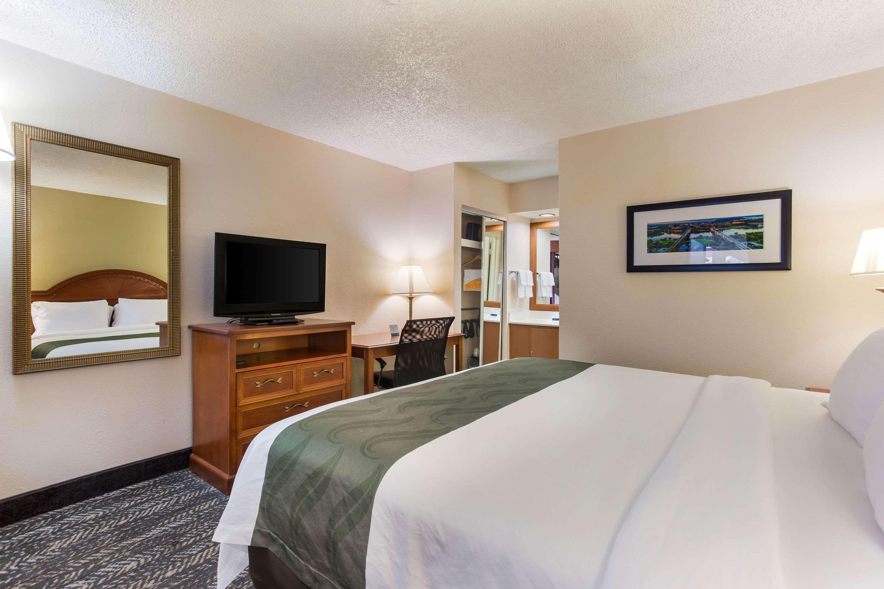 Quality Inn - Hamilton Place Chattanooga Buitenkant foto