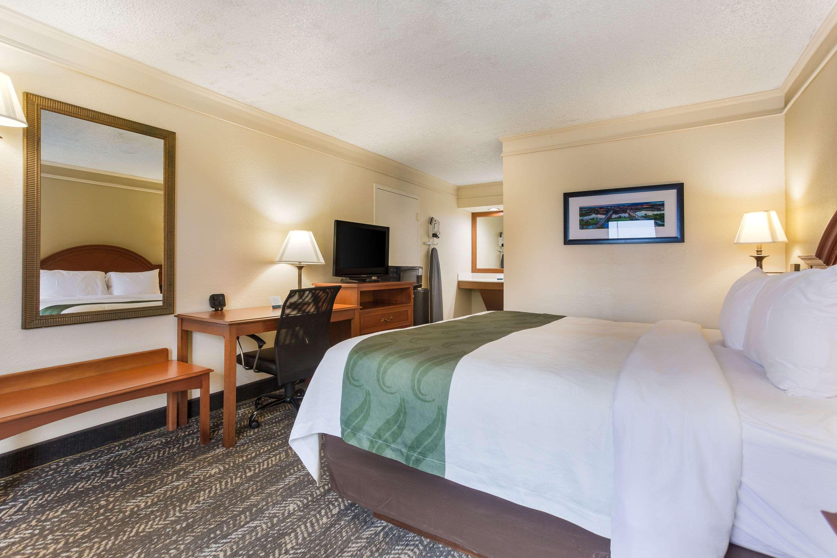 Quality Inn - Hamilton Place Chattanooga Buitenkant foto