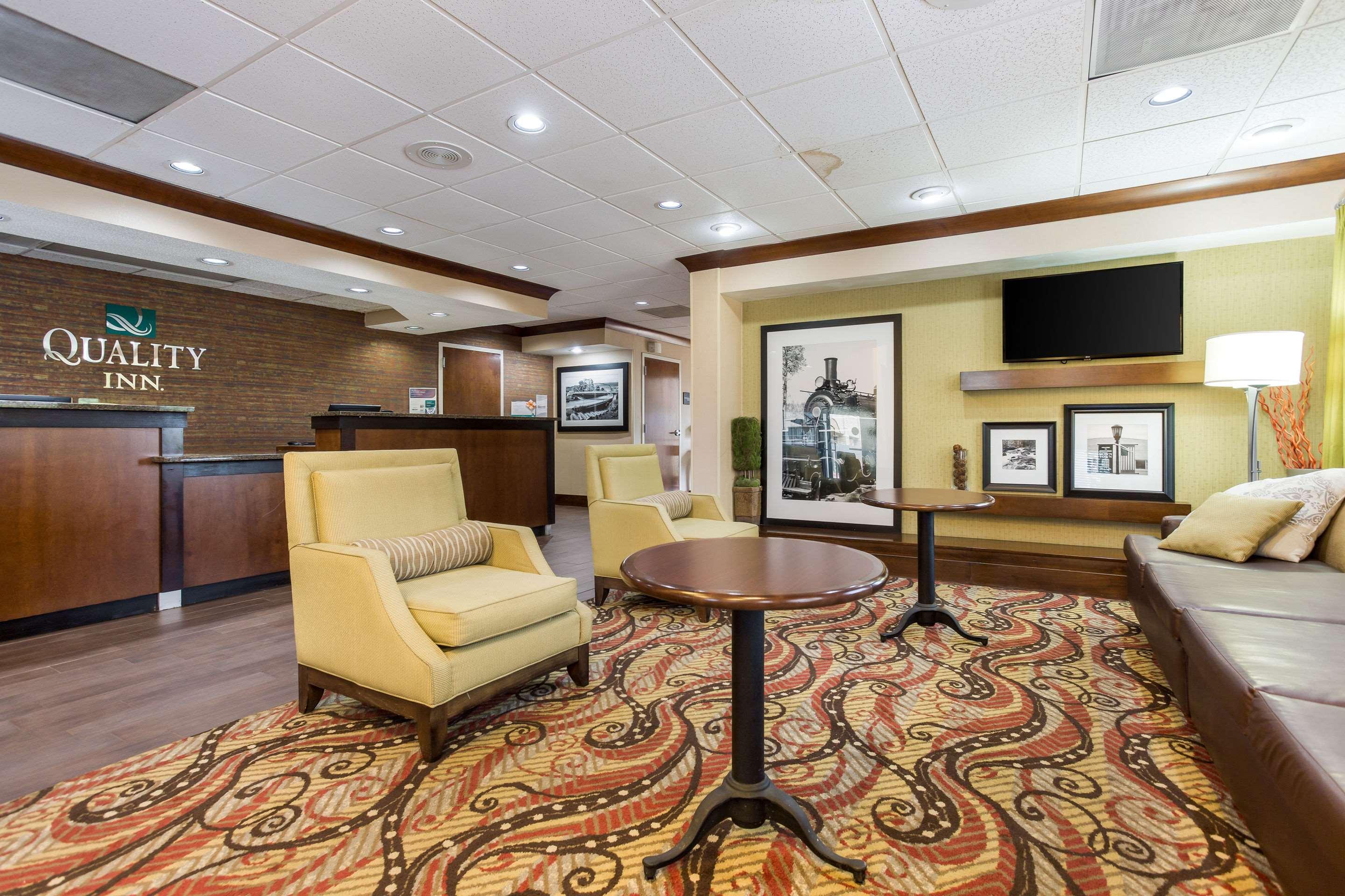 Quality Inn - Hamilton Place Chattanooga Buitenkant foto