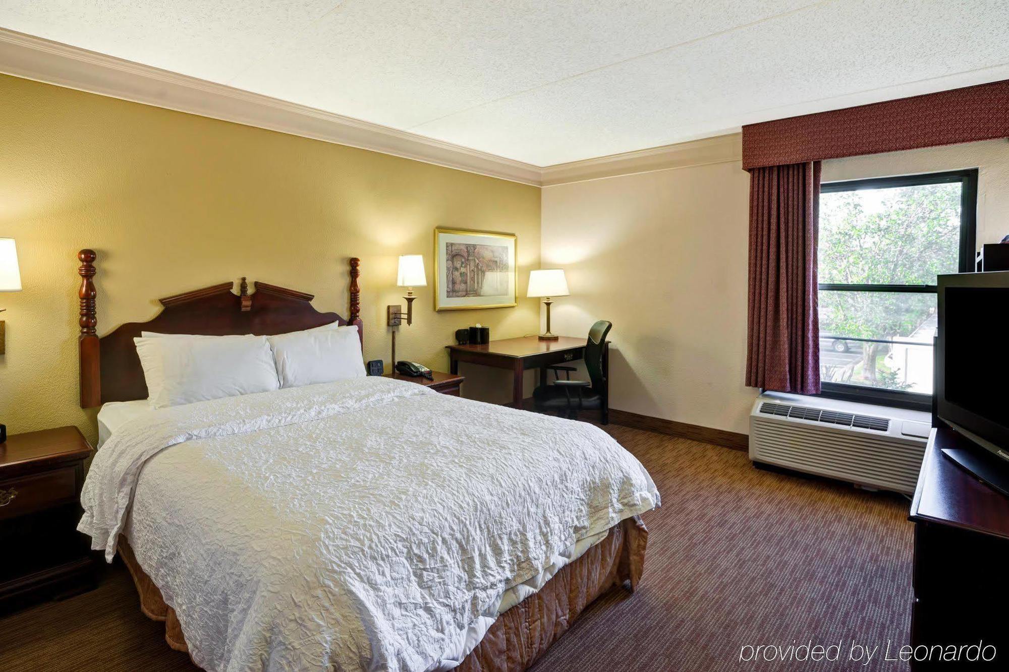 Quality Inn - Hamilton Place Chattanooga Buitenkant foto